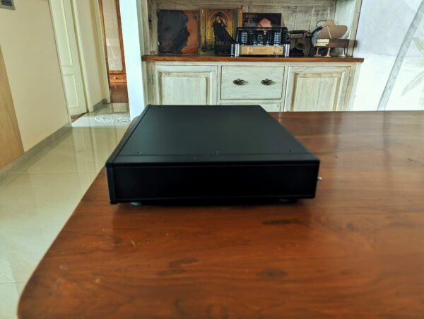 Rega Elex Mark IV Intergrated Amplifier - Image 3
