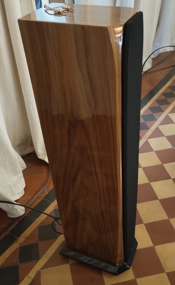 Phonar Veritas 9.2 Next Tower Speakers - Image 2