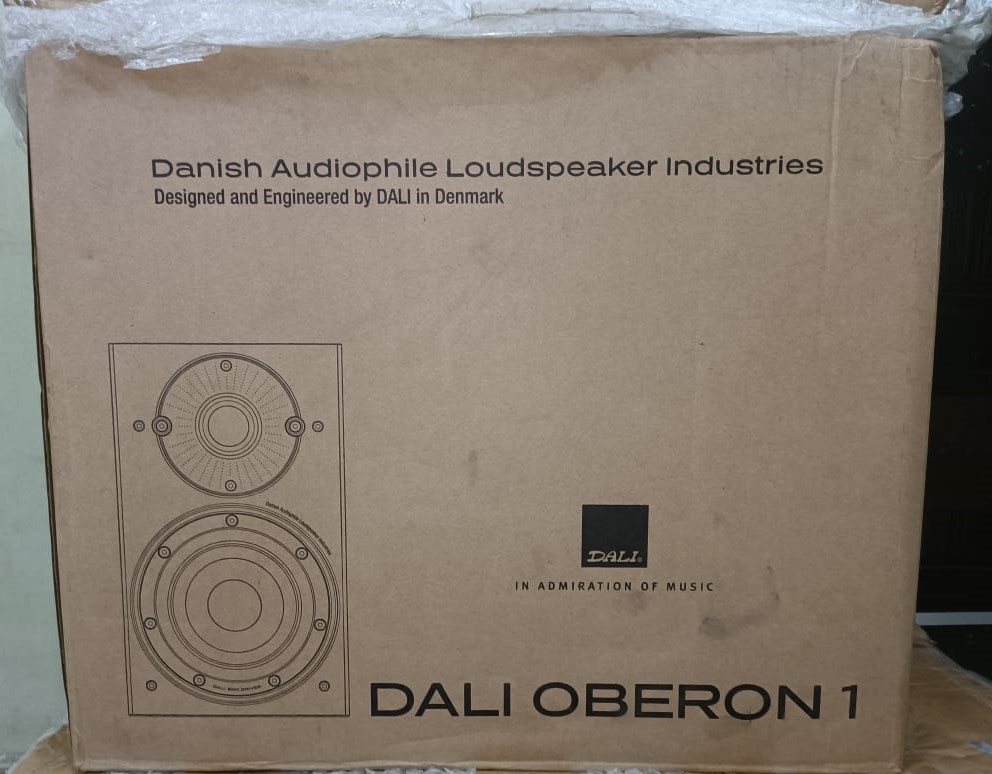 Dali Oberon 1 Bookshelf Speakers