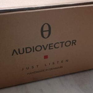 Audiovector QR C Center Speaker (Piano Black)