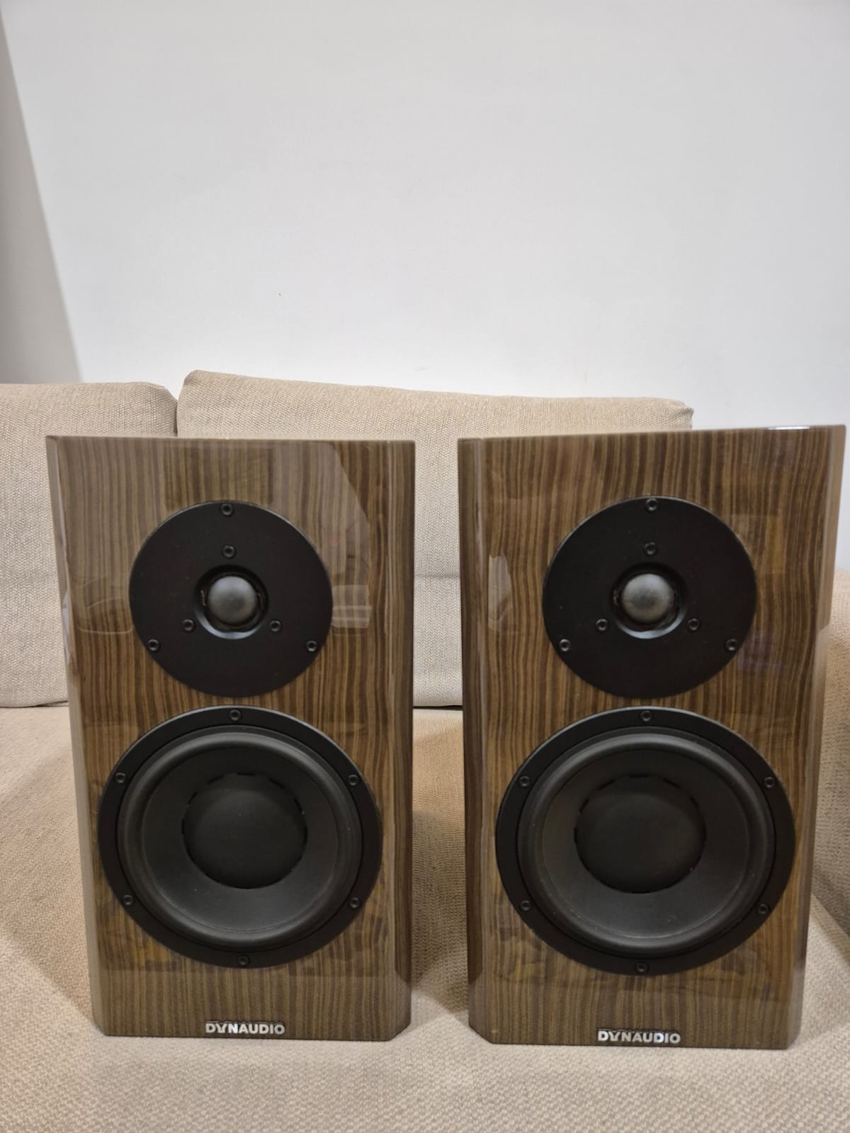 Dynaudio Special Forty Book Shelf Speakers